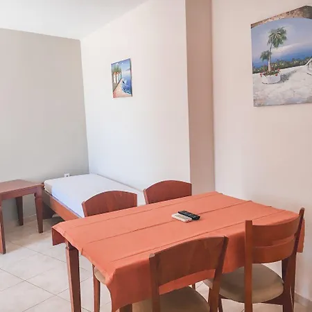 Hotel Kalimera 2*